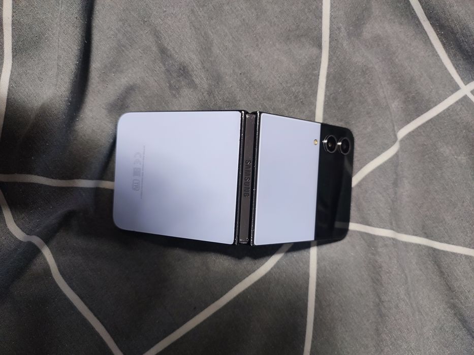 продам Samsung z flip 4