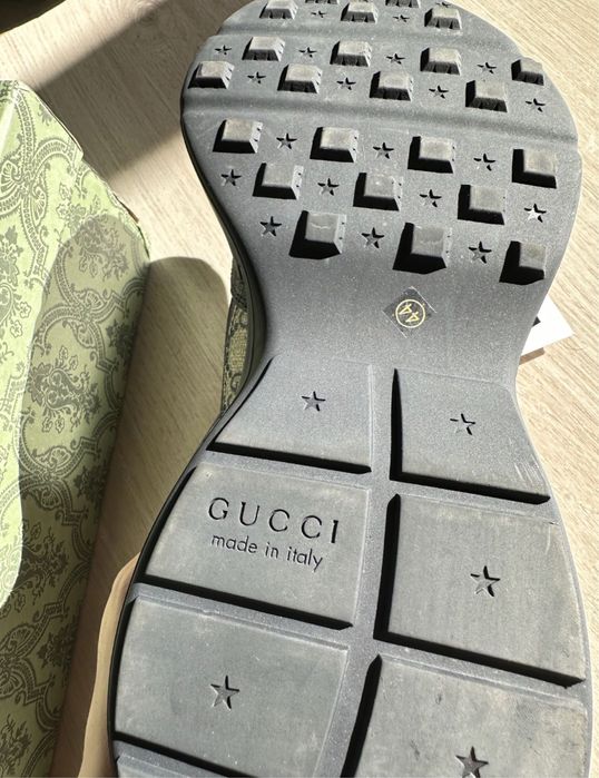 gucci Rhyton 42
