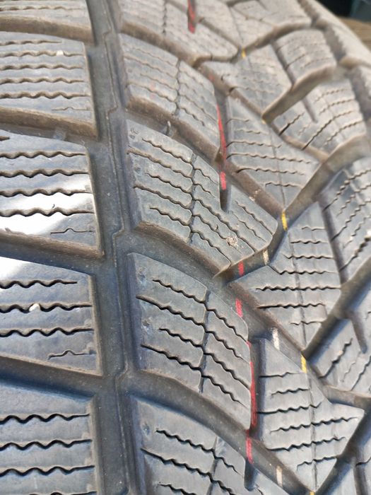 235/55 R19 Dunlop Winter sport DOT 2521