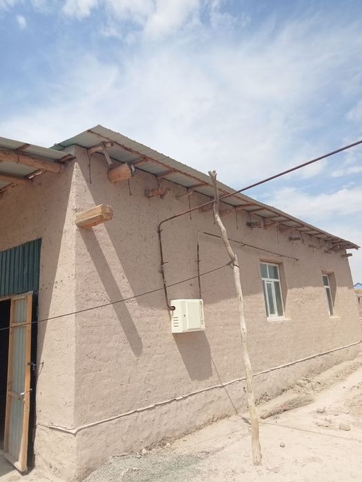 Бердак с.Назарханда уй сатылады келисимли бахада