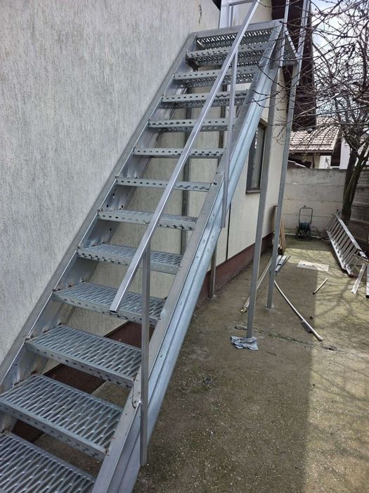 Scării metalice profesionale
