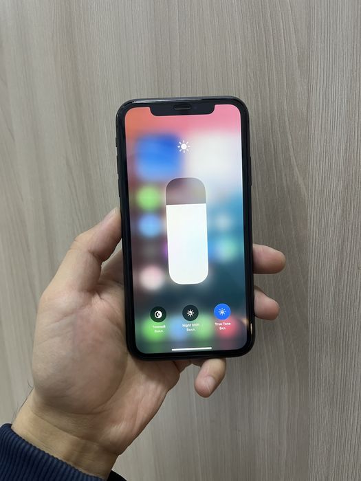 Продам Айфон 11 128ГБ 94%емкость