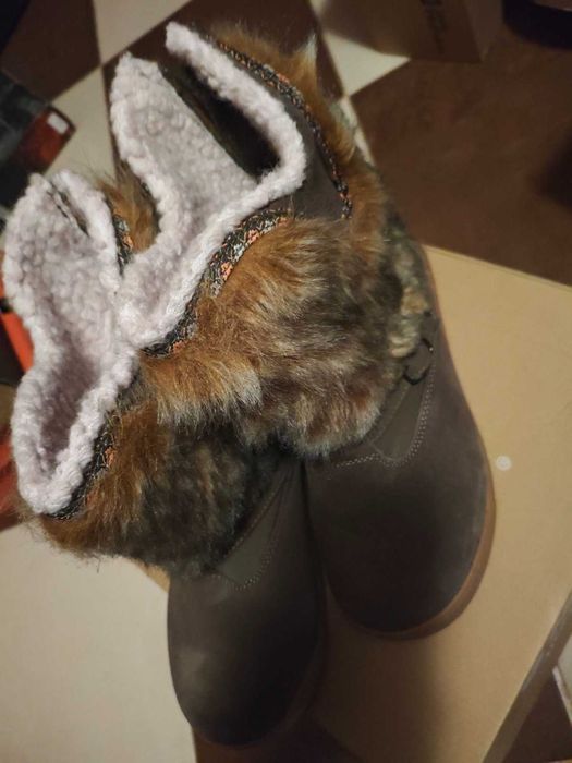 Обувки ботуши Hi Tec