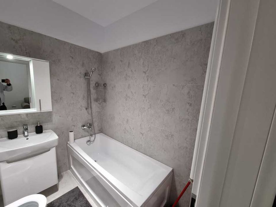 Proprietar, inchiriez garsoniera tip studio in Central Address Residence