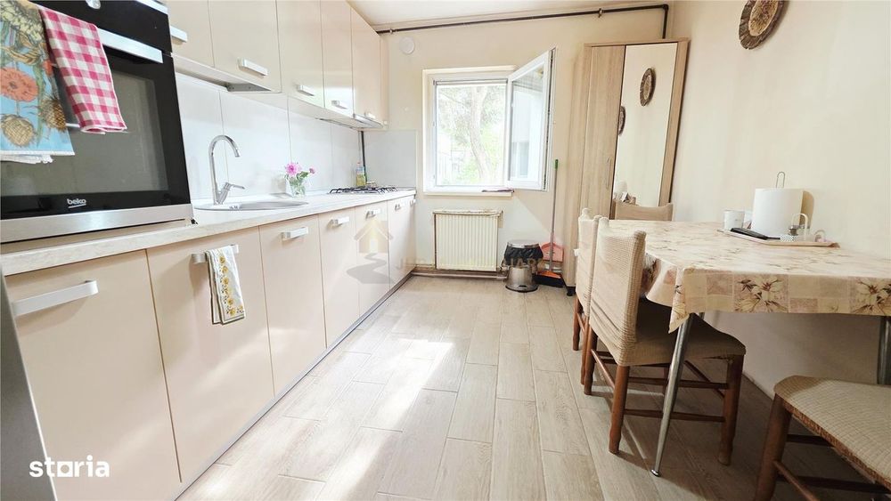 Apartament 3 Camere 65 Mp Manastur Zona Mogosoaia