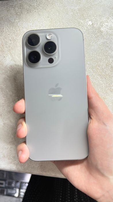 Iphone 15 pro в идеальном состоянии