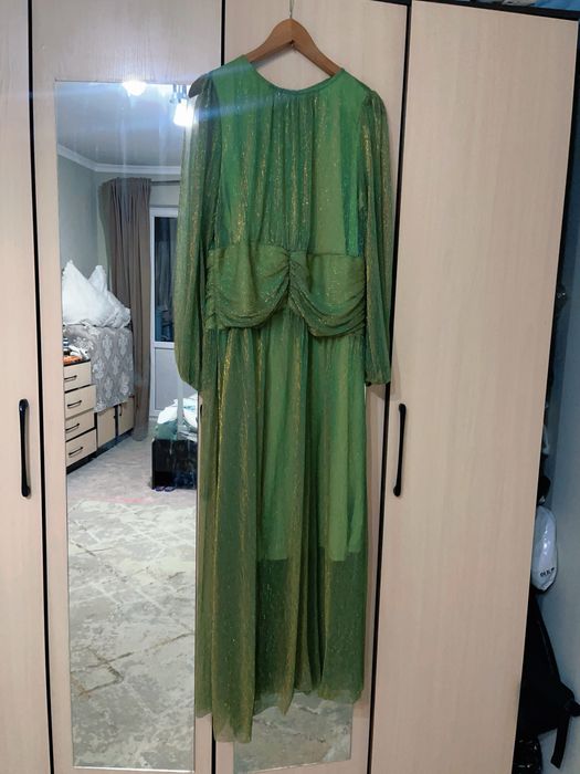 Жаңа көйлек，вечерный платия