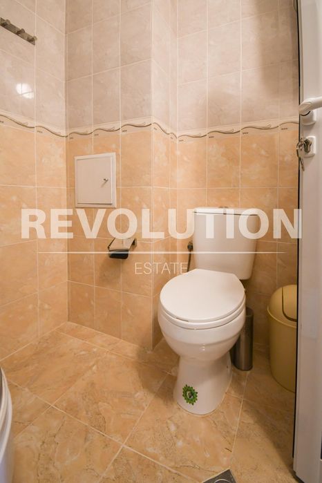 Дава се под наем Тристаен апартамент в София, Лозенец - 100 кв.м за 990 € - Снимка #13