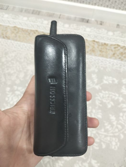 Ericsson S-868 без зарядки(с чехлом)