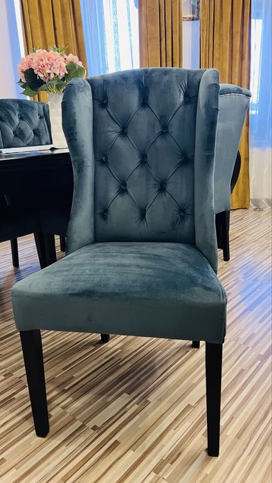 OCAZIE ! Vand masa si 8 scaune