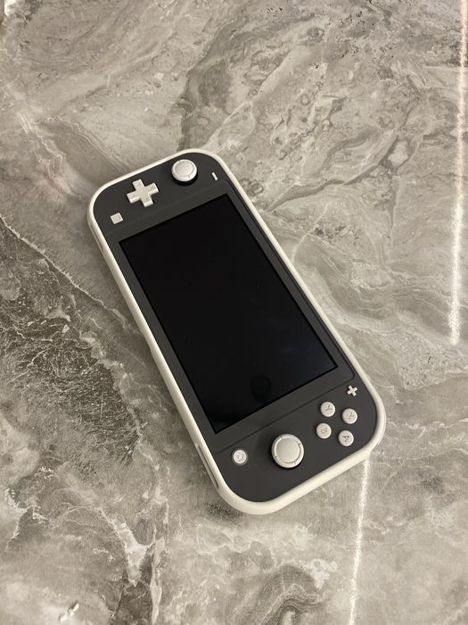 Nintendo switch идеальное состояние