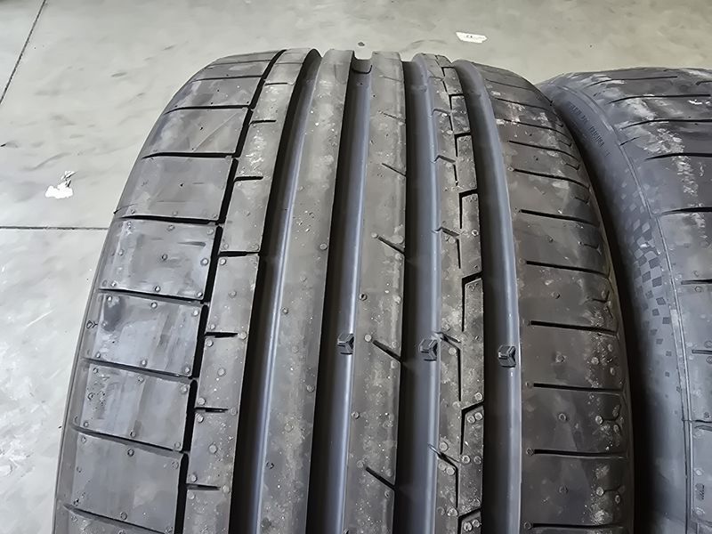 285/40/20 Continental 2бр