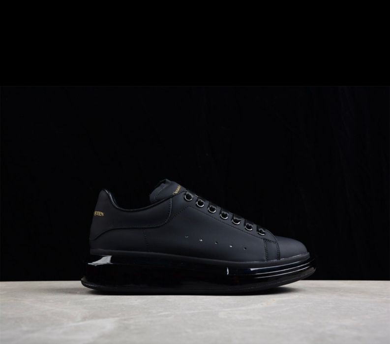 *Oferta* Adidasi Alexander Mcqueen Marimea 44 Ultima bucata !