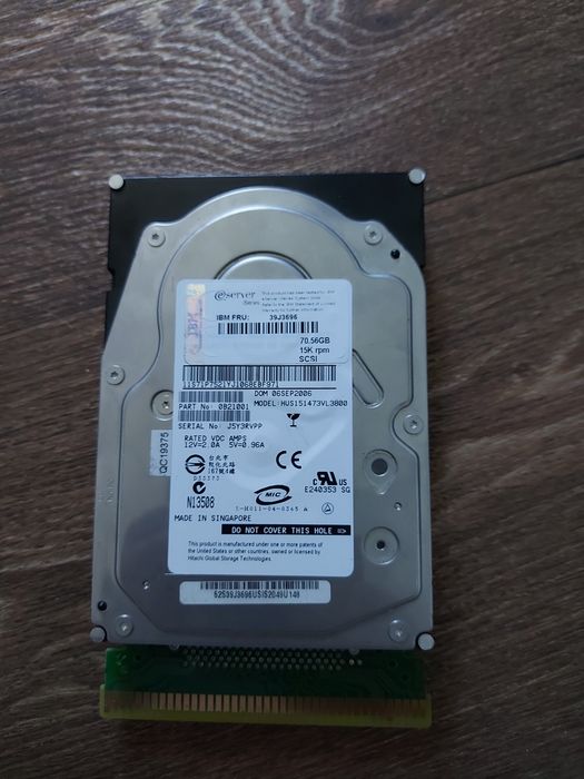 Hard disk server SCSI IBM 70,56GB 15K rpm