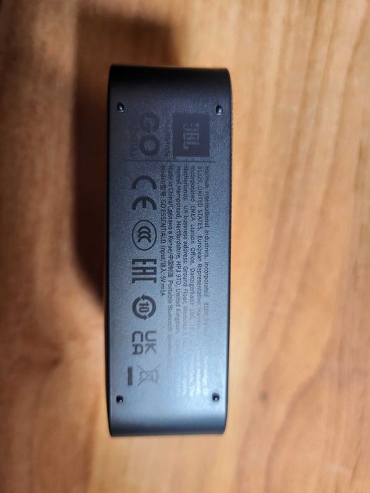 Тонколона  JBL Essential