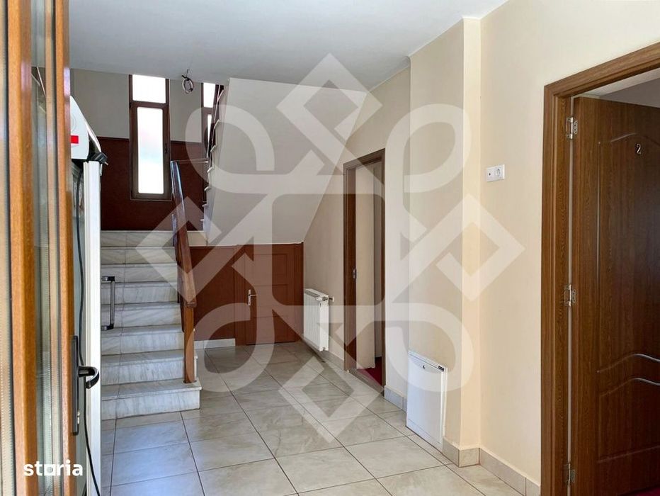 Pensiune cu 7 camere de vanzare in Baile 1 Mai
