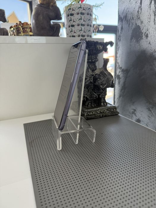 Vand iphone 11 de 128 gb