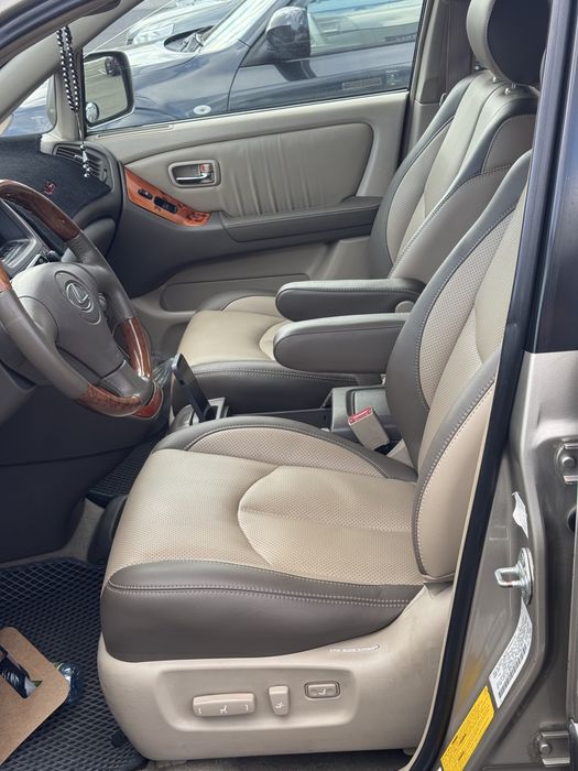 Продам Lexus RX300