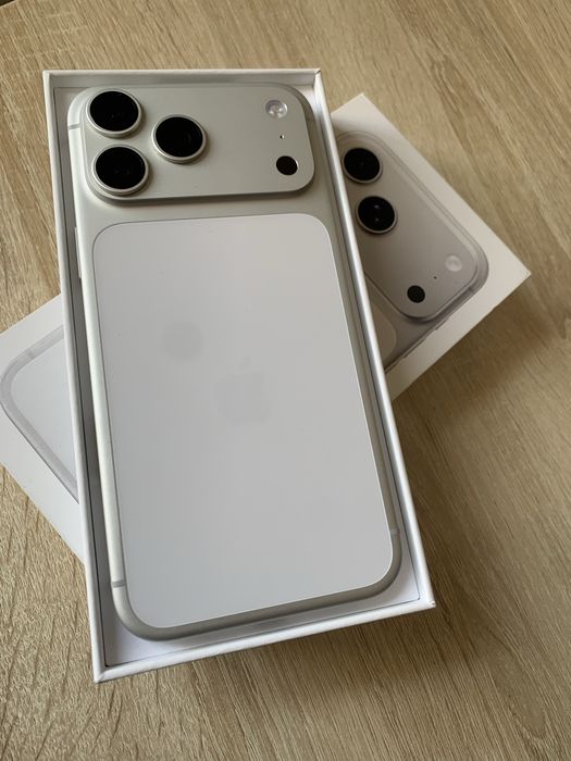Iphone 17 Pro Max с гарантией!