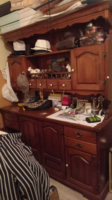 Продам гостинную из дуба.