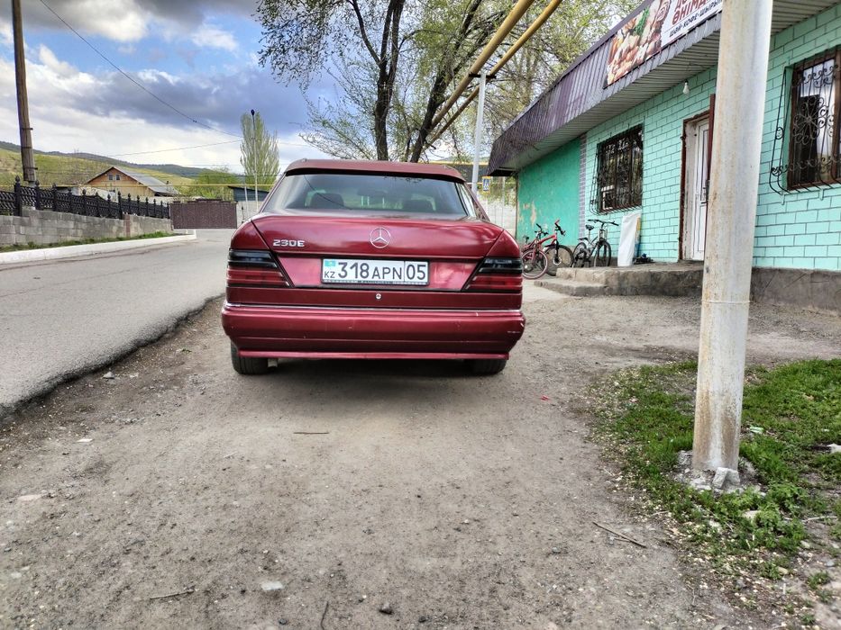 Продам мерседес230