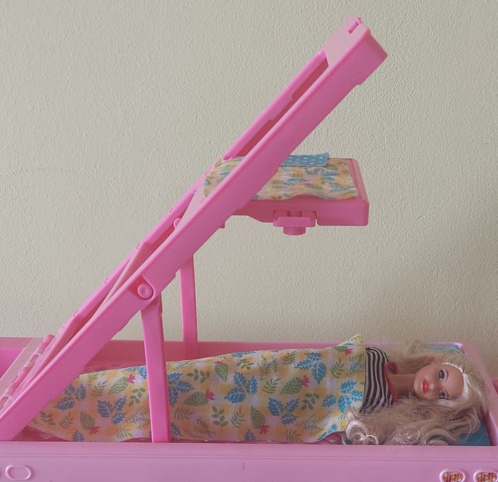 Кемпер 3в1 - трансформира се в 360-градусова зона за къмпинг; от него