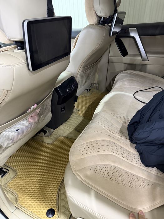 Продам прадо 2022