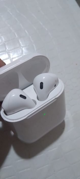 Продаеться Наушник беспроводной