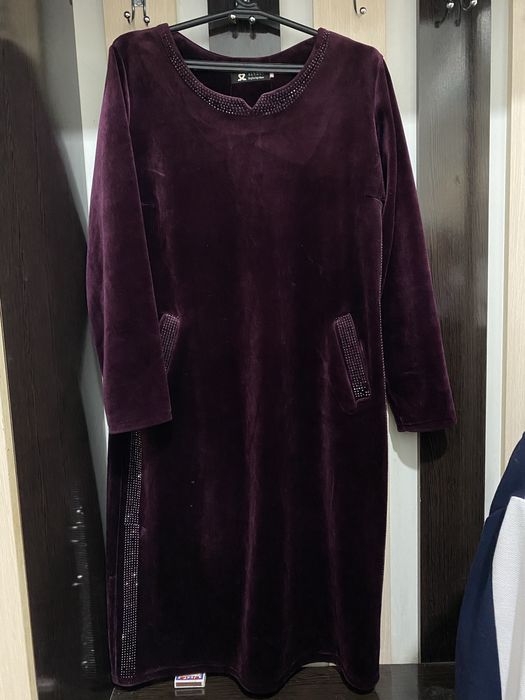 Гойнаклар сотилади размерла 48-50 Ургенч