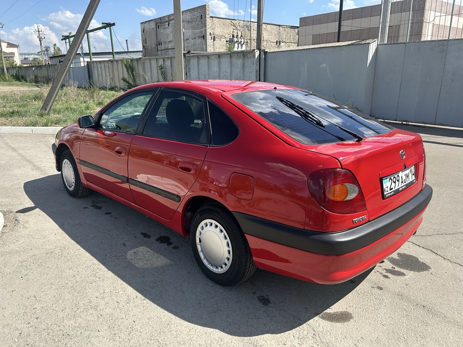 Продам тойота авенсис