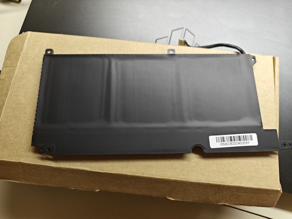 Продам батарею PG03XL