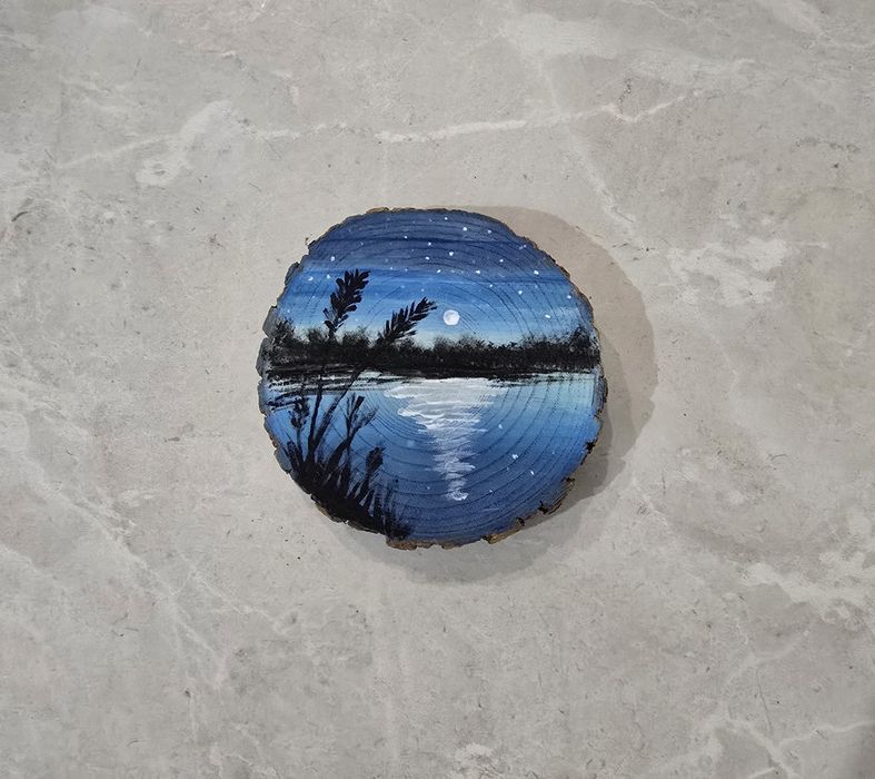 Decorațiune din lemn pictata