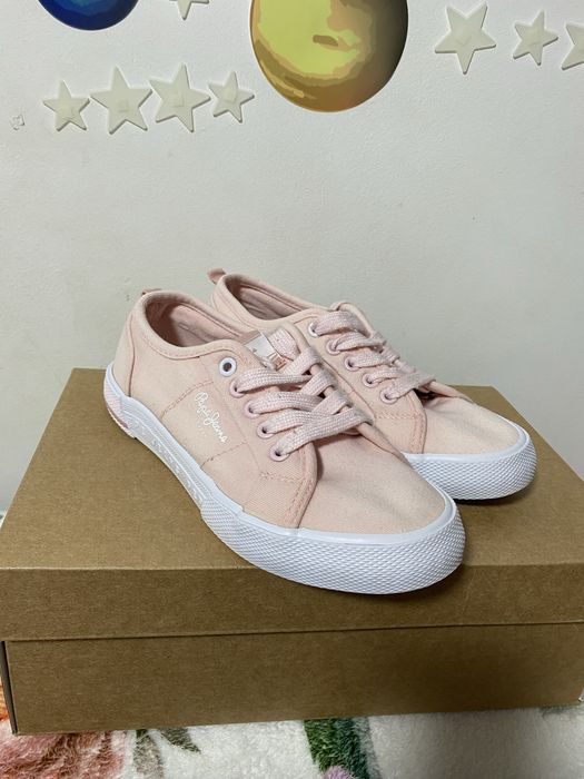 Tenesi Pepe Jeans marimea 33