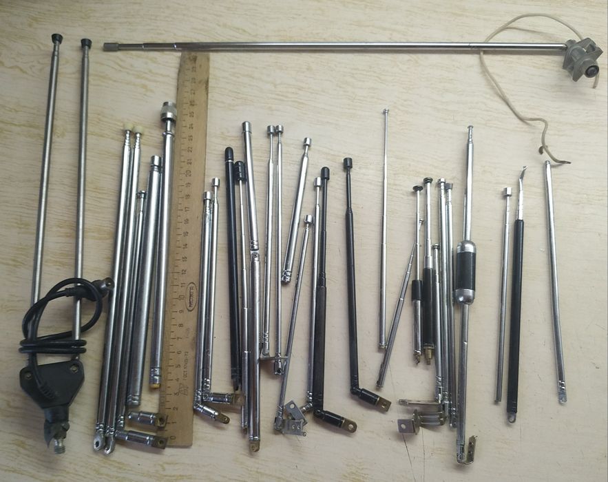 Антенны для радиоаппаратуры.