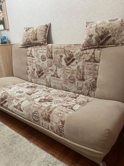 Продам недорого диван