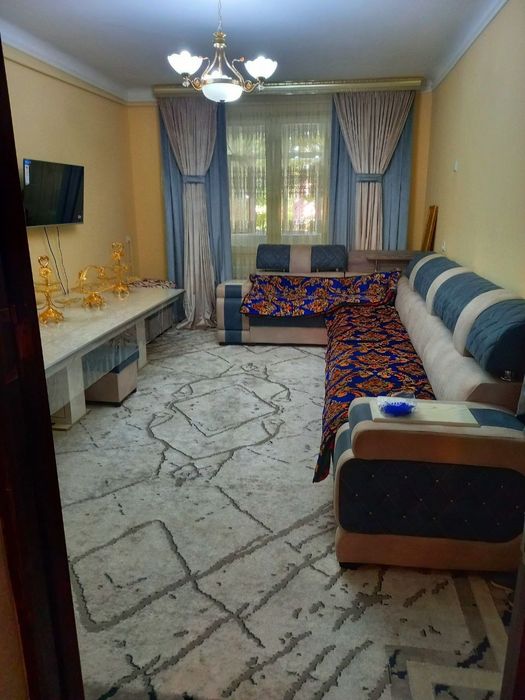 3 хонали уй сотилади Мухайё магазин тепаси