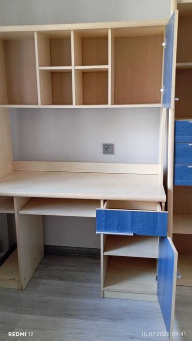 Подростковая стенка