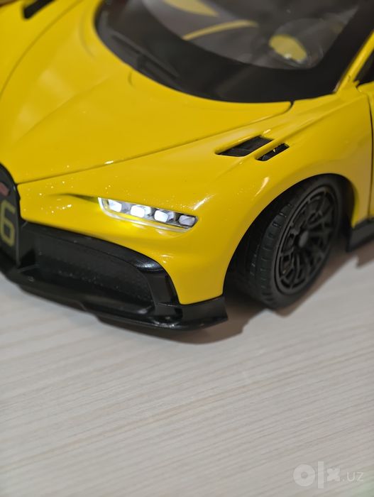 Bugatti Chiron Pur Sport 1:24 новая