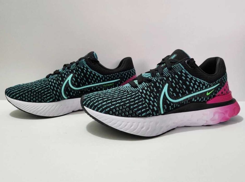 Дамски маратонки Nike 38