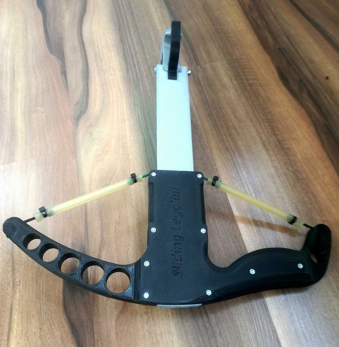 Arbaletă 3D printată „Sliding Legolini” + 2 seturi săgeți