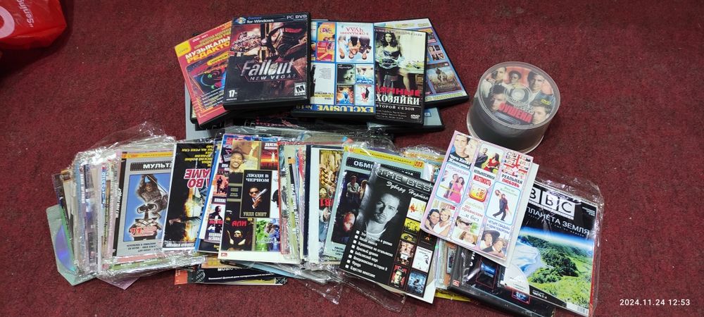 DVD диски фильмы игры программы