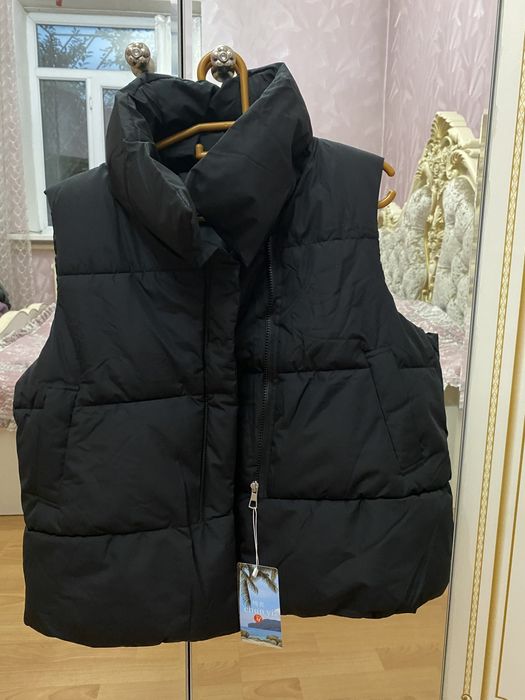 Продам без рукавку новая