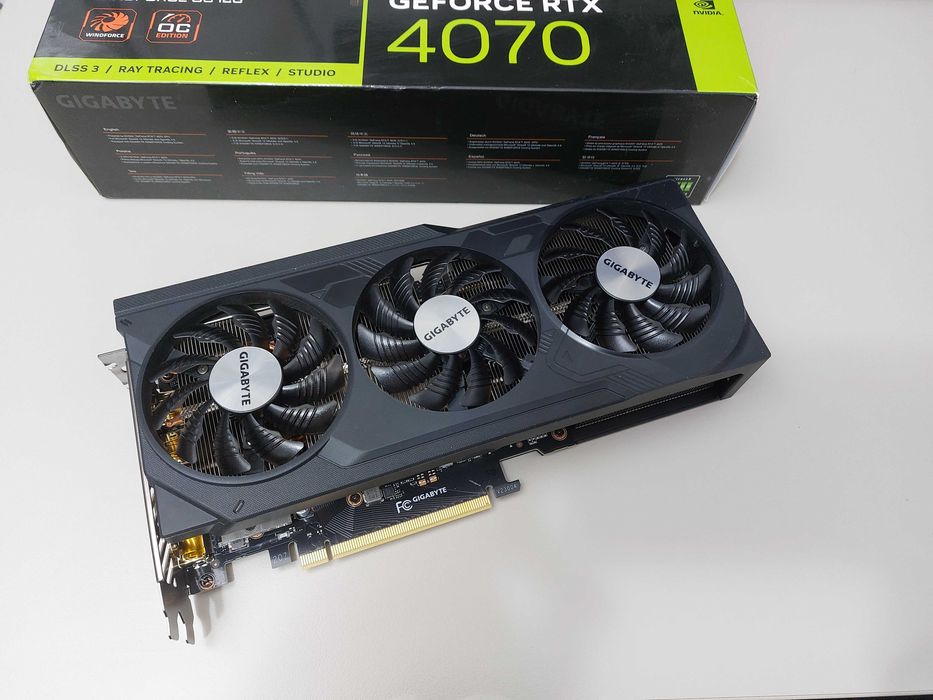 Gigabyte RTX 4070 WINDFORCE OC, 12GB, in garantie
