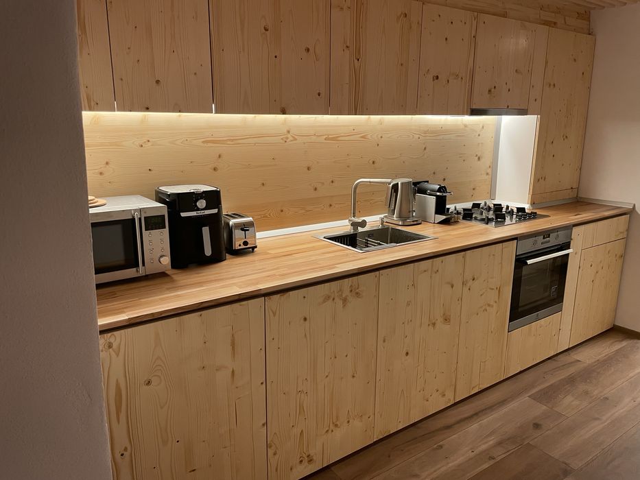 Poiana Brasov - Apartament premium cu vedere permanentă la pădure | Design unicat | Nou, complet mobilat și utilat