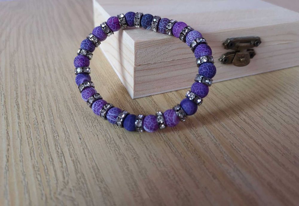 Ново! Гривни от естествени камъни