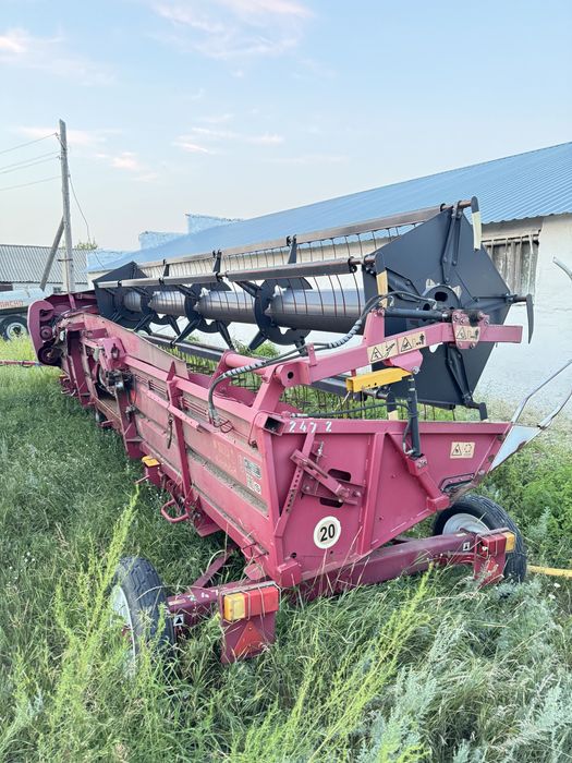 Комбайн Есиль 740