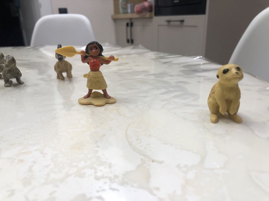 Игрушки киндер