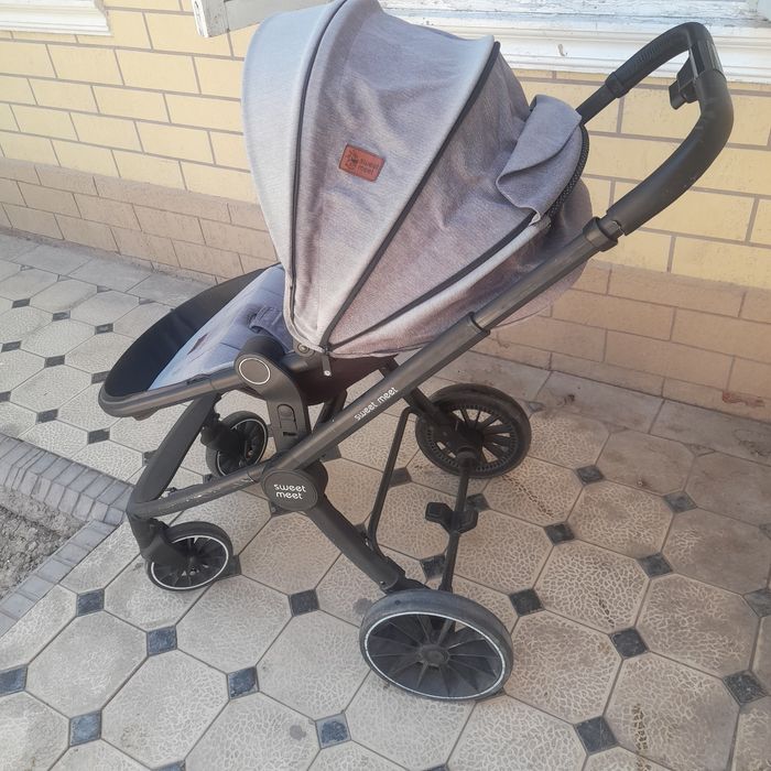 Bolalar kolyaskasi 250 min  xolati zo'r