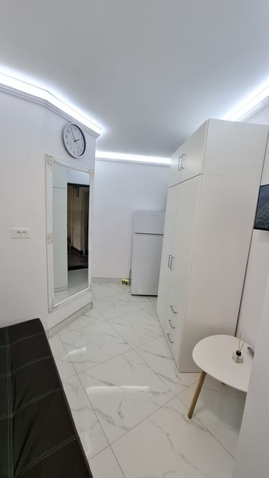 Inchiriez Garsoniera/Uscatorie/Spatiu Comercial 12 Mp Utili Nufarul - Parter