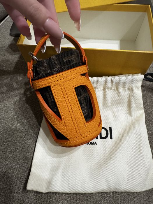 Мини чанта Fendi